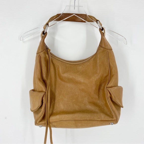 Banana Republic Handbags - *Banana Republic Tan Camel Leather Shoulder Bag Tassel Pull Zip Closure